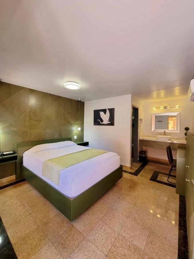 טיחואנה Hotel Aqua Rio מראה חיצוני תמונה